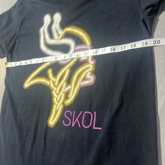 Minnesota Vikings tee - Picture 4 of 6